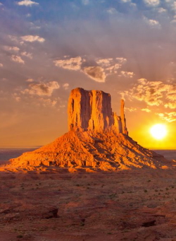 Monument Valley Sunset