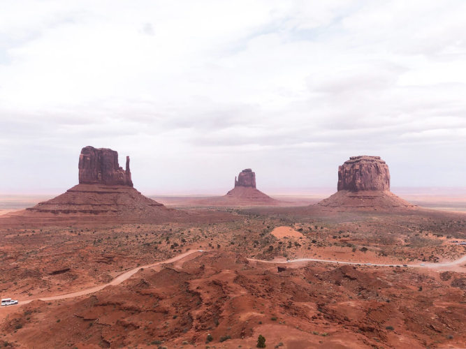 how to tour monument valley