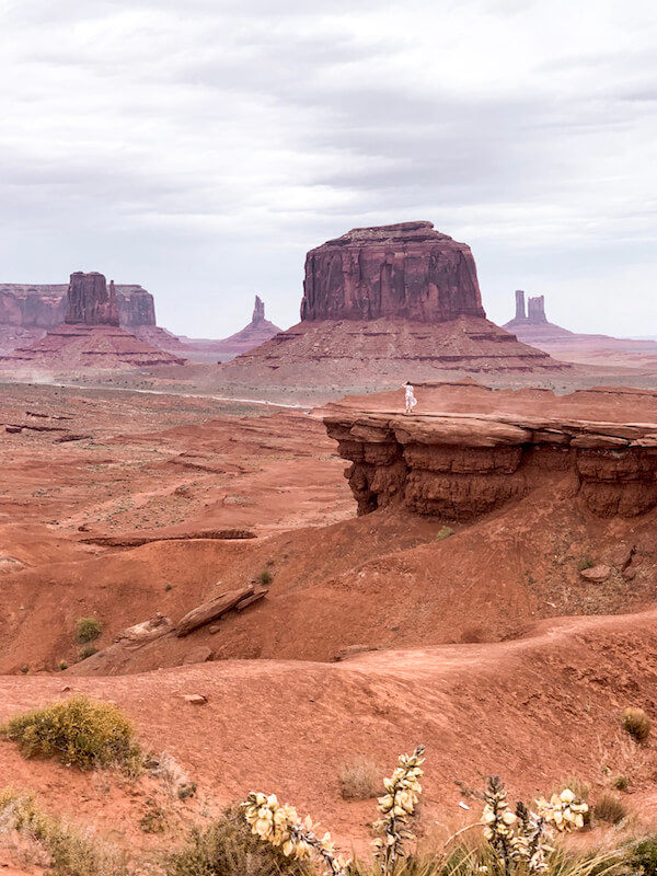 how to tour monument valley